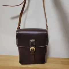 レザー　　ショルダーバッグ　ハンドメイド ブラウン　革