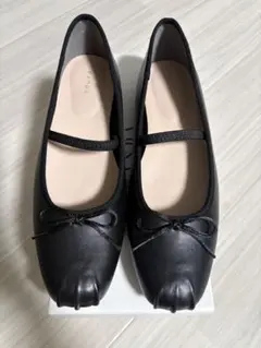 RANDA ギャザーデザインバレエシューズ　Mサイズ