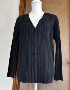 PLEATS PLEASE ☆ノーカラーボタンジャケット　厚手のサムネイル