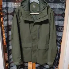 ユニクロ　Hybrid　down　Outerware　オリーブグリーン　XL