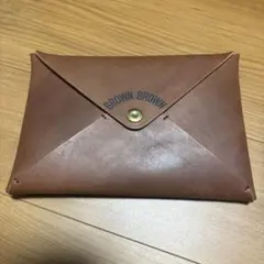 BROWN BROWN レザー クラッチバッグ