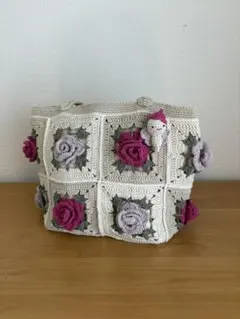 2026春夏新作‼️ハンドメイド 薔薇モチーフグラニーバッグ 蝶々の