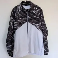 Oakley グラフィック柄 ナイロンジャケット