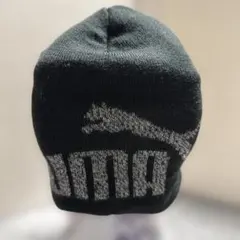 ぴ*ー様 黒のロゴ入りニット帽・フリーサイズ