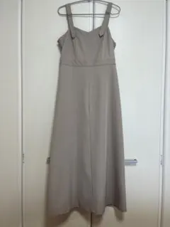 ディスコート　ベージュキャミワンピース フレアスカート