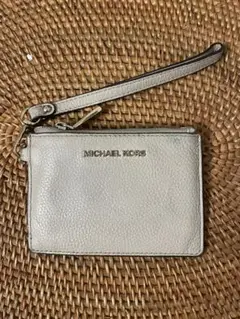 MICHAEL KORS レザー フラグメントケース ピンクベージュDJ3500