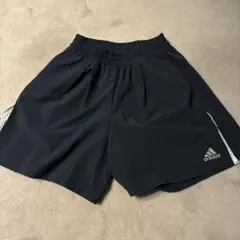 adidas ネイビー ハーフパンツ 150cm