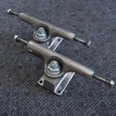 ACE TRUCKS 33 INVERTED スケートボード トラック - メルカリ