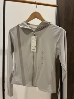 UNIQLO エアリズム UVカット フルジップパーカ Sのサムネイル