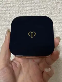 クレ・ド・ポー ボーテ プードルコンパクトエサンシエルnのサムネイル