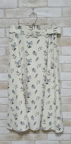 Honeys　ハニーズ　花柄フレアースカート ベルト付き　Lサイズ