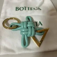 Bottega Veneta トライアングル キーリング