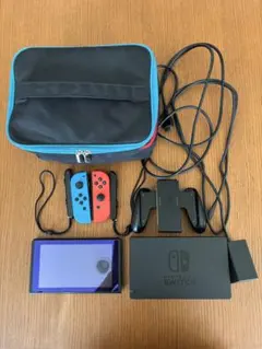 ニンテンドースイッチ　Nintendo Switch 本体ケース付き