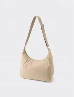 GU コーデュロイ　ラウンドショルダーバッグ　ベージュ