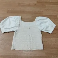 GRLホワイト パフスリーブ トップスM まとめ買いで100円引