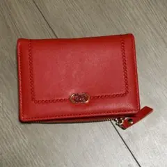 値下げ交渉あり。二つ折り財布　レディース　赤　レッド　開運