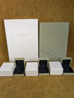 まとめ売り　ヴァンクリーフ＆アーペル　リング　ピアス　ケース　空箱　ボックス