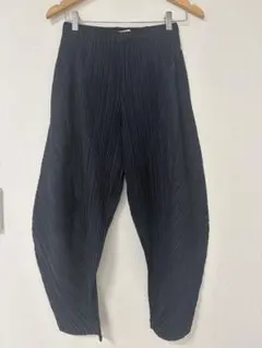 極美品 プリーツプリーズ イッセイミヤケ 横プリーツ バルーンパンツ