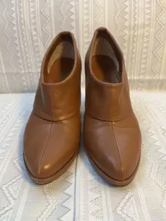 Item thumbnail for item 9b582e7d-ab2a-4e4a-9445-88f3952a59ee