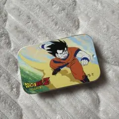 ドラゴンボール 孫悟空 缶 ドラゴンボール缶に新デザイン、孫悟空の少年期中心のキャラ採用
