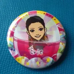 居酒屋えぐざいる  Evie   缶バッチ  2015