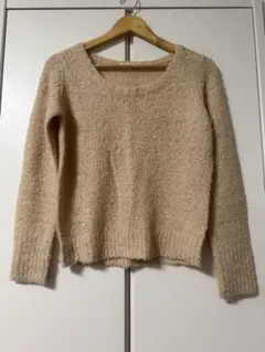 ロペピクニック　ピンクベージュ　スパンコール入り　可愛いセーター