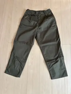GU チノキャロットパンツ（丈標準）　オリーブ　Mサイズ