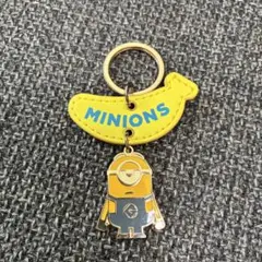 ミニオン バナナ型キーホルダー　usj