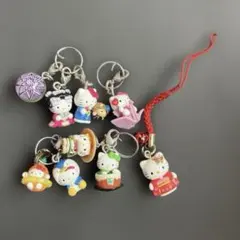 フ*ン様 ハローキティ ストラップ 5個セット 3 - メルカリ
