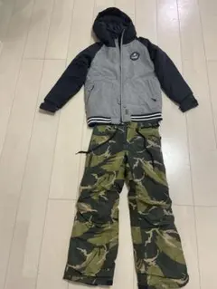BURTON バートン　スノーボードウェア　上下セット　サイズ　M