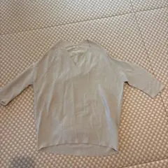 IÉNA グレー Vネック 五分袖ニット