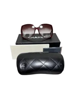 CHANEL 赤系 サングラス 本体美品 ケース難あり シャネルのサムネイル
