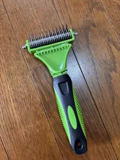 ペット用ブラシ 緑