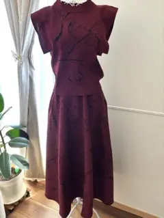 ミッシュマッシュ　ボルドー　ニットワンピース セットアップ　花柄　上品