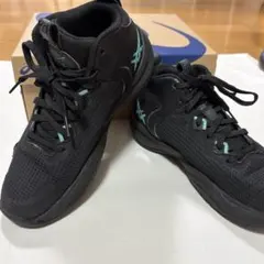asics NOVA SURGE 3バスケットボールシューズ 23cm 黒のサムネイル