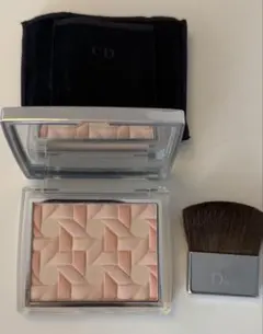 Dior Skin Nude Glow 003 First Light チーク