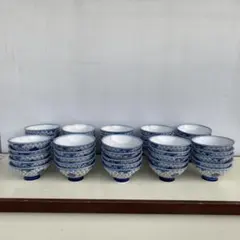 青い花柄ボウル 30個セット - メルカリ