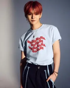 ユニクロ UNIQLO UT TREASURE DARARI Tシャツ