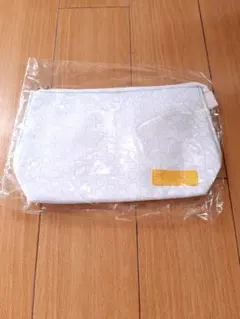 ロクシタン　L'OCCITANE　非売品　ノベルティ　ポーチ①