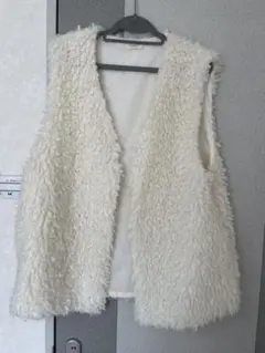 CLASSICAL ELF ホワイトファーベスト