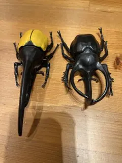 カブトムシフィギュア 2体セット