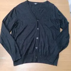 ユニクロ エクストラファインメリノVネックカーディガン L　黒