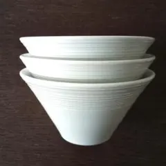 推薦花器 雪峯 ホワイト陶器花瓶 3個セット インテリア 小物 格安 推薦花器 雪峯 ホワイト陶器花瓶 3個セット インテリア 小物 格安