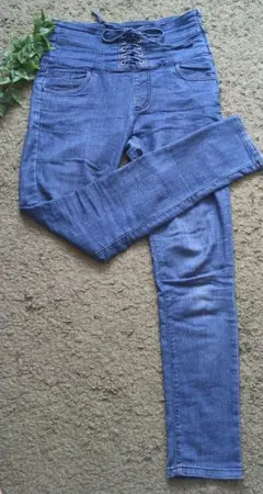 Item thumbnail for item 29df2692-e10d-4aaa-954a-1812518ed0ee