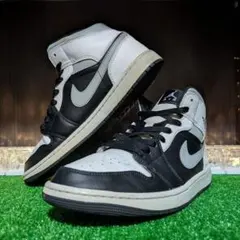 【超美品】★NIKE AIRJORDAN1 MID 