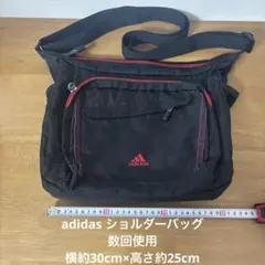 数回使用　adidas ショルダーバッグのサムネイル