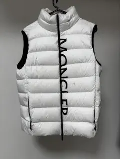 MONCLER ダウンベスト　CENIS モンクレール　モンクレ　白　ダウン