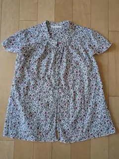 LOWRYS FARM 花柄 フレンチスリーブ ブラウス　Мサイズ