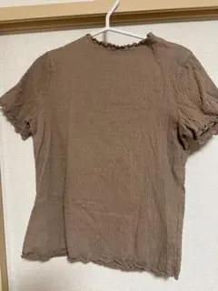 GU♡フリルネック Tシャツ