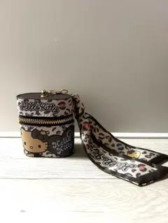 ハローキティ　スカーフ付きチャームポーチ　日焼けキティ